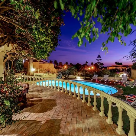 Bantayan - Tranquilidade, Piscina E Bbq Em * Albufeira
