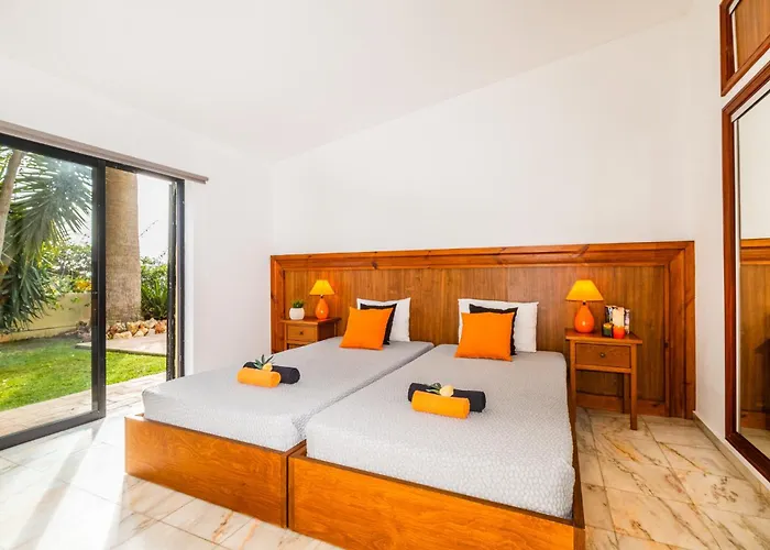 Willa Bantayan By Algarve Vacation