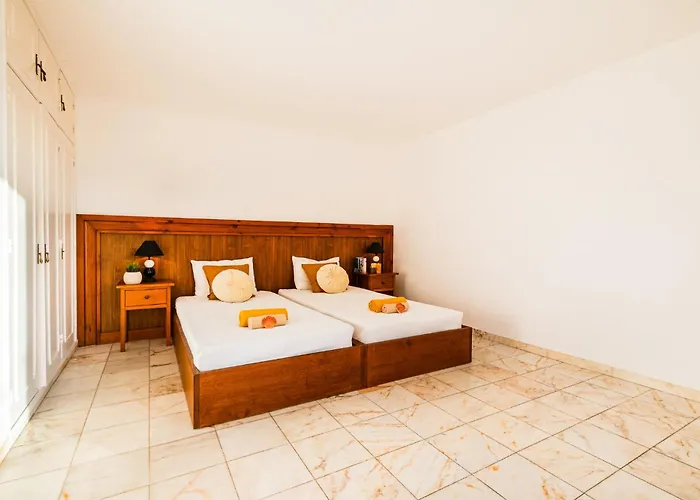 Bantayan By Algarve Vacation البوفيرا